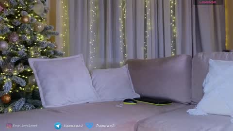 Snapshot of damnash2 chatting on December 2024 09:00:02 PM Ashley online show from December 2024 09:00:02 PM