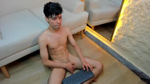 Snapshot of damon_nort chatting on December 2024 12:30:02 AM DEMON NORTH online show from December 2024 12:30:02 AM