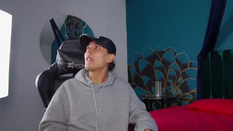 Damon online show from October 2025 01:18:01 PM