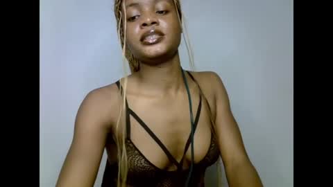 Leah online show from July 2026 07:12:02 PM