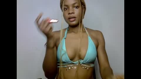 Leah online show from July 2026 09:32:01 PM