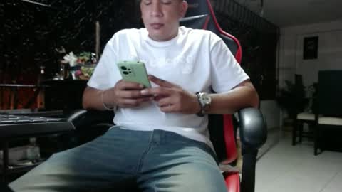 Snapshot of damyan_2003 chatting on December 2024 11:46:02 PM damyan_2003 online show from December 2024 11:46:02 PM