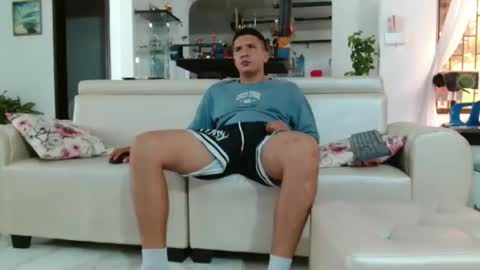 damyan_2003 online show from February 2026 02:38:02 PM