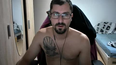 King Dan online show from July 2026 09:35:01 PM