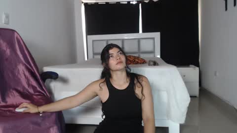 Dayana  online show from March 2025 08:14:02 PM