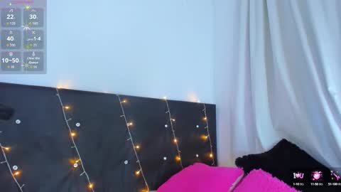 Snapshot of dana_moore_ chatting on September 2025 04:07:01 AM danna online show from September 2025 04:07:01 AM