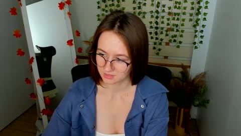 Dana online show from October 2025 06:49:02 PM