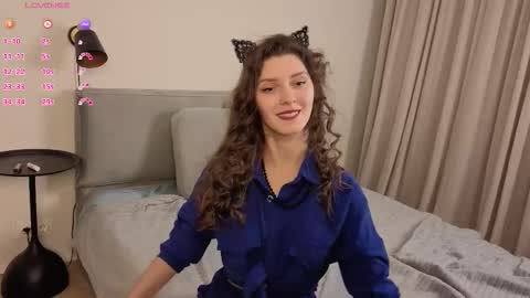 danaaddams online show from November 2025 08:21:02 PM