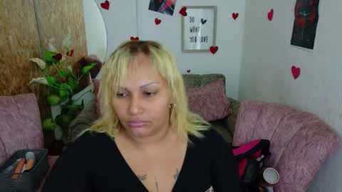 danalaleska online show from January 2026 04:15:01 AM