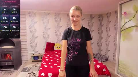 Snapshot of danamily chatting on October 2025 09:06:02 AM Denisa personalized vinyl photo wallpaper 95-cm length 239-cm height with danamilys autograph or photo on request personaliz online show from October 2025 09:06:02 AM