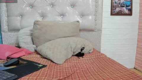 danamontana online show from March 2026 08:47:02 PM