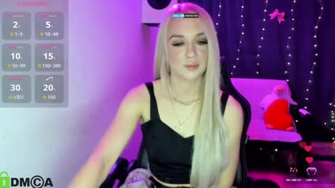 dances_queen online show from May 2026 07:03:02 AM