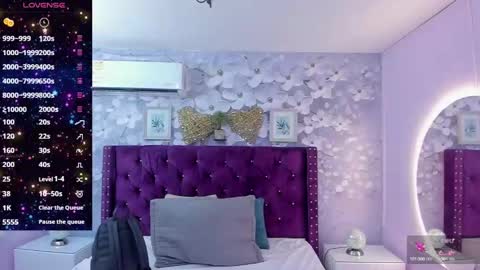 Snapshot of danee_19 chatting on February 2025 11:33:01 AM Daniela online show from February 2025 11:33:01 AM