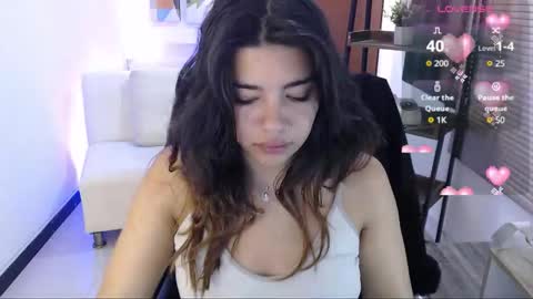 Veronica online show from October 2025 10:46:02 AM