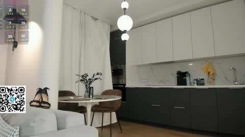 Bella online show from December 2025 06:35:02 PM