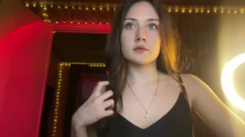 dangerous_softness online show from April 2026 07:08:02 PM