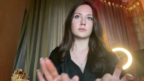 dangerous_softness online show from May 2026 04:04:02 PM