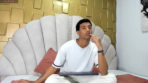 Daniel  online show from September 2025 02:34:01 AM