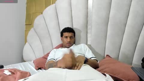 Daniel  online show from October 2025 03:22:02 PM