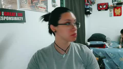 dani y jocelyn online show from April 2026 07:12:01 PM