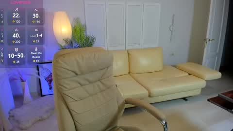 dani_kittys online show from May 2026 08:22:01 AM