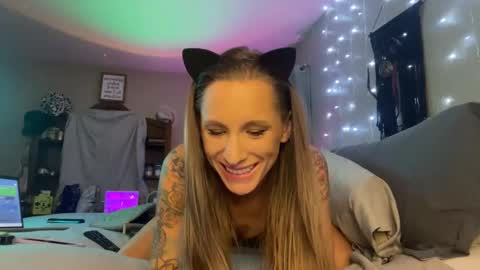 Dani Dragon online show from December 2024 07:11:02 AM