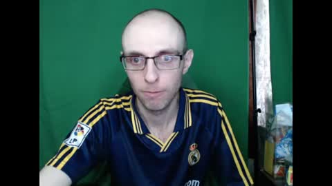 Snapshot of daniel9121 chatting on August 2026 12:03:02 PM Daniel9121 online show from August 2026 12:03:02 PM