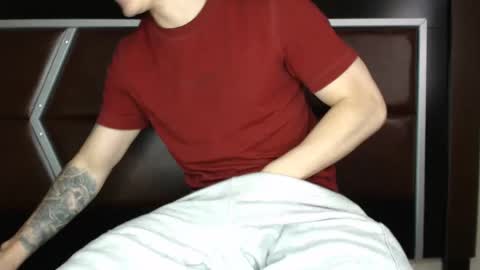 Snapshot of daniel_collins07 chatting on March 2025 05:57:02 PM daniel_collins07 online show from March 2025 05:57:02 PM