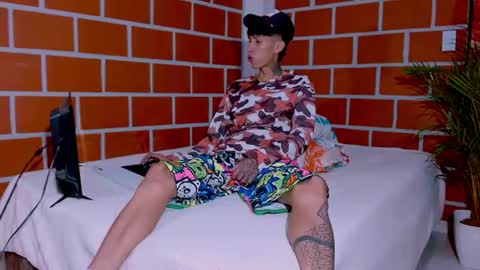 daniel_deluxx online show from July 2026 01:10:02 AM