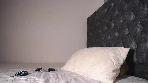 Snapshot of daniel_sherlock chatting on March 2025 11:06:02 AM Daniel Sherlock online show from March 2025 11:06:02 AM