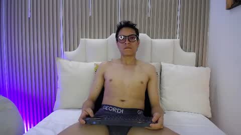 Daniel  online show from July 2026 01:09:02 PM