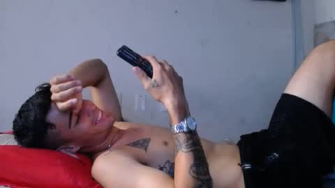 daniel_velez26 online show from November 2025 06:54:01 PM