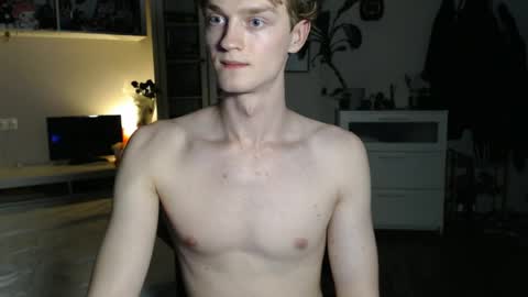 Snapshot of daniel_yumm chatting on April 2026 08:57:02 PM Daniel online show from April 2026 08:57:02 PM