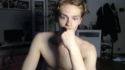 Snapshot of daniel_yumm chatting on May 2026 11:48:01 AM Daniel online show from May 2026 11:48:01 AM