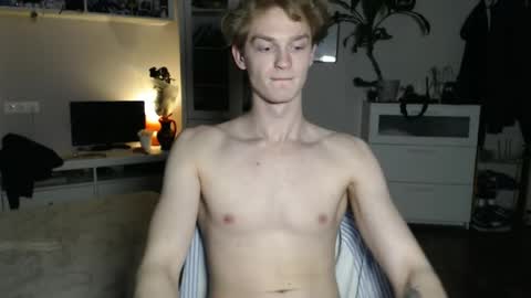 Snapshot of daniel_yumm chatting on May 2026 07:22:02 PM Daniel online show from May 2026 07:22:02 PM