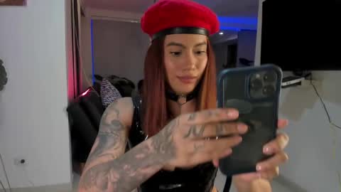 Snapshot of daniela_arenas chatting on February 2025 06:32:02 AM daniela_arenas online show from February 2025 06:32:02 AM