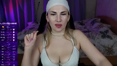 Snapshot of danielacooperx chatting on February 2025 04:46:02 PM Daniela Cooper online show from February 2025 04:46:02 PM