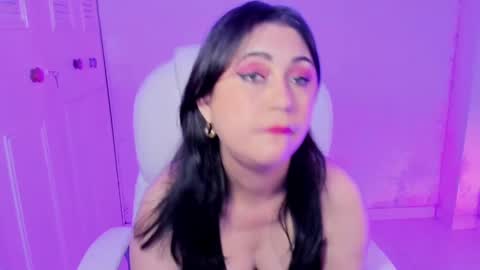 Snapshot of danielahot2 chatting on January 2025 09:35:01 AM Daniela online show from January 2025 09:35:01 AM