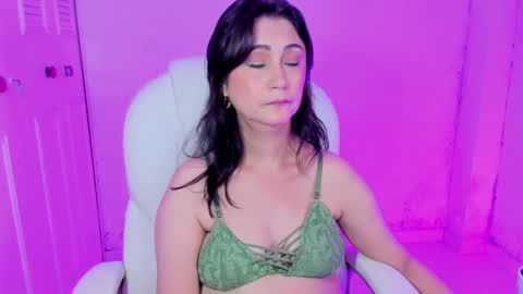 Snapshot of danielahot2 chatting on February 2025 10:48:02 AM Daniela online show from February 2025 10:48:02 AM