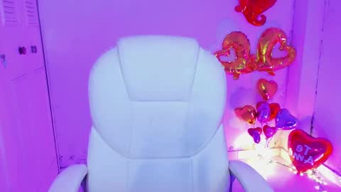 Snapshot of danielahot2 chatting on February 2025 09:35:01 AM Daniela online show from February 2025 09:35:01 AM