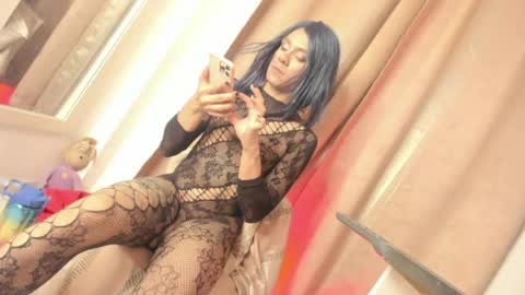 danielamay00 online show from July 2026 02:40:02 AM