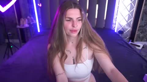 Snapshot of danielareign chatting on June 2026 07:05:02 PM danielareign online show from June 2026 07:05:02 PM
