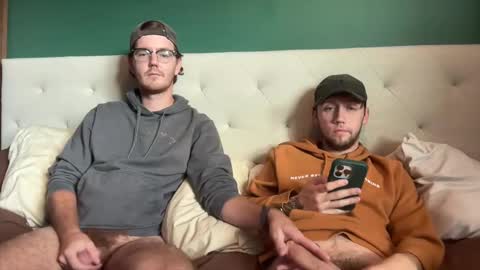 Snapshot of danielbishopxxx chatting on September 2025 09:19:01 PM Daniel Bishop Mason online show from September 2025 09:19:01 PM