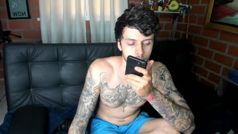 Snapshot of daniele_bunny chatting on December 2024 05:52:01 PM Daniele Bunny online show from December 2024 05:52:01 PM