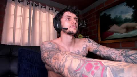 Snapshot of daniele_bunny chatting on December 2024 06:27:02 PM Daniele Bunny online show from December 2024 06:27:02 PM