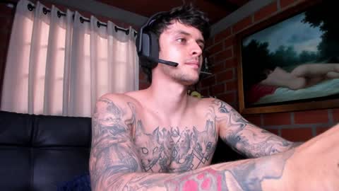 Snapshot of daniele_bunny chatting on December 2024 04:57:02 PM Daniele Bunny online show from December 2024 04:57:02 PM