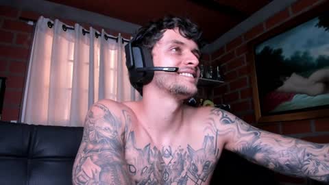 Snapshot of daniele_bunny chatting on December 2024 09:58:02 PM Daniele Bunny online show from December 2024 09:58:02 PM