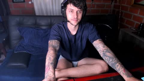 Snapshot of daniele_bunny chatting on December 2024 05:37:02 PM Daniele Bunny online show from December 2024 05:37:02 PM