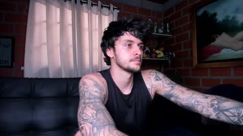 Snapshot of daniele_bunny chatting on January 2025 06:38:02 PM Daniele Bunny online show from January 2025 06:38:02 PM