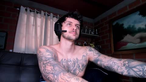 Snapshot of daniele_bunny chatting on January 2025 05:55:01 PM Daniele Bunny online show from January 2025 05:55:01 PM